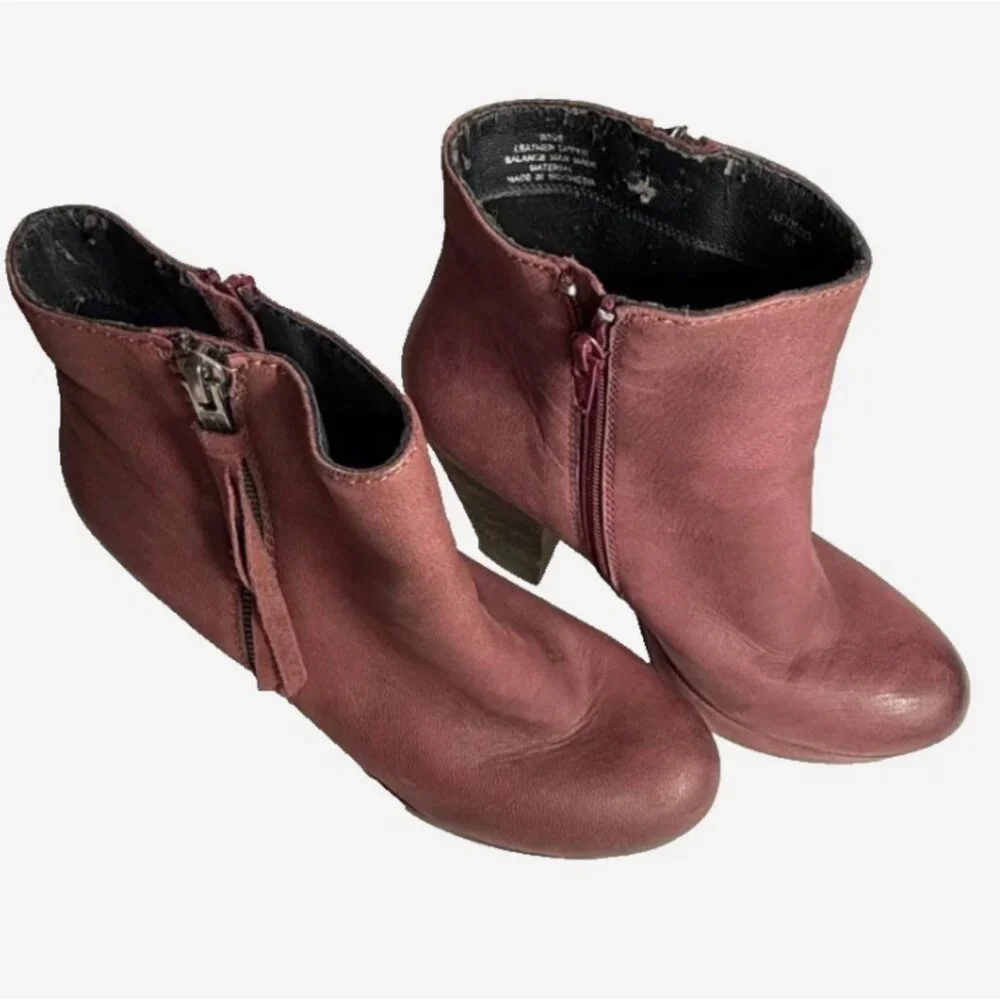 Steve Madden Reduxx Women’s Boots 10 Wine Red Leather‎ Vintage Style Never Worn